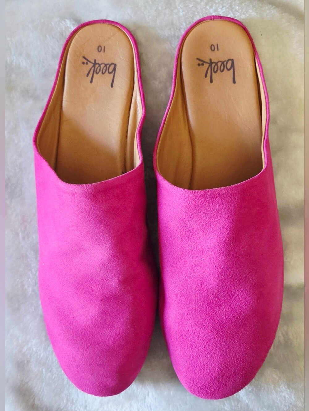 beek Hot Pink Suede Slip-On Mules